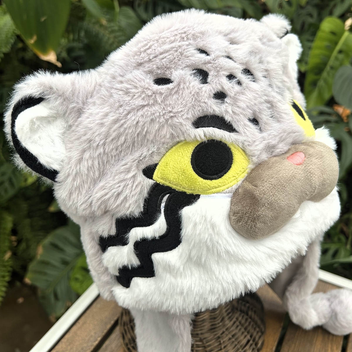 被り物 マヌルネコ | 神戸どうぶつ王国NS